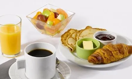 Hotel Campanile Clermont-ferrand ~
